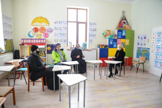 “Șura Culturală” din Gușterița, un proiect promovat de ministrul Raluca Turcan