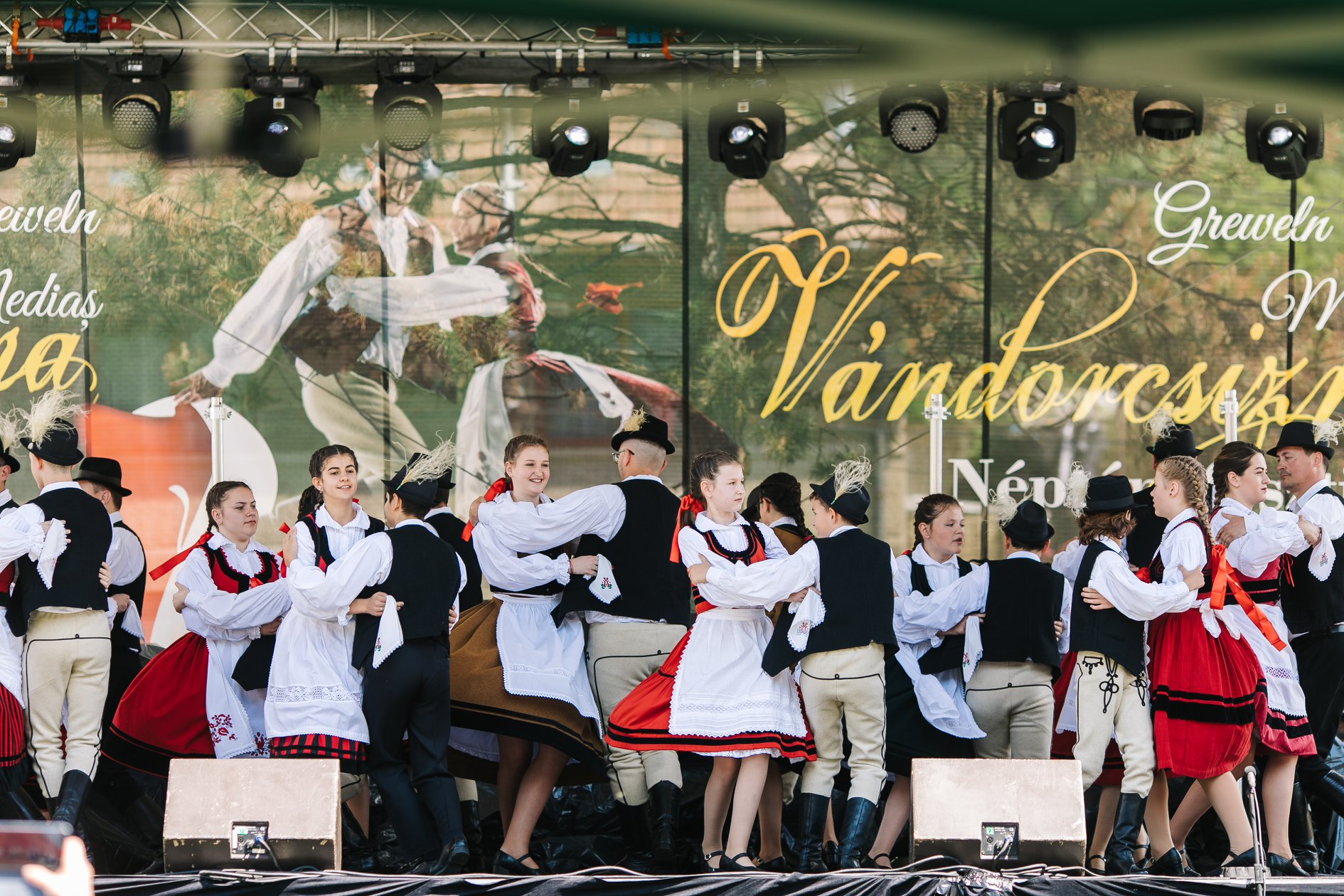 Festivalul Dansurilor Populare Maghiare „Vándorcsizma”, la Mediaș